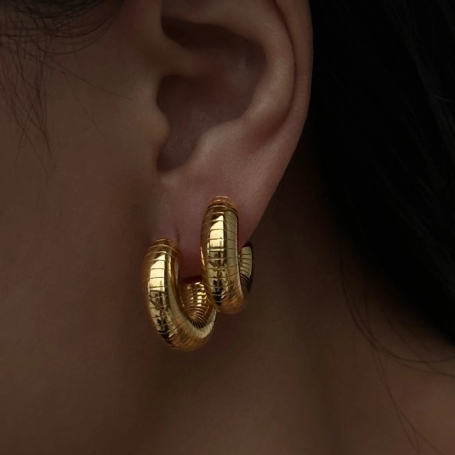 Heliora Gold Ear Studs - My Store